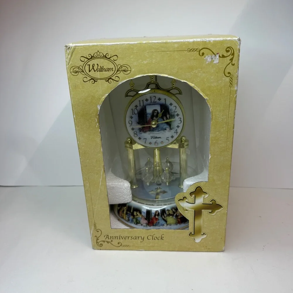 Waltham Anniversary Clock The Last Supper Porcelain Base Glass Dome Gold Tone 9